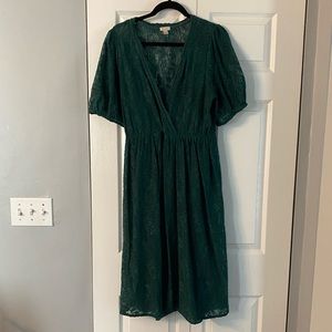 Hinge green lace dress